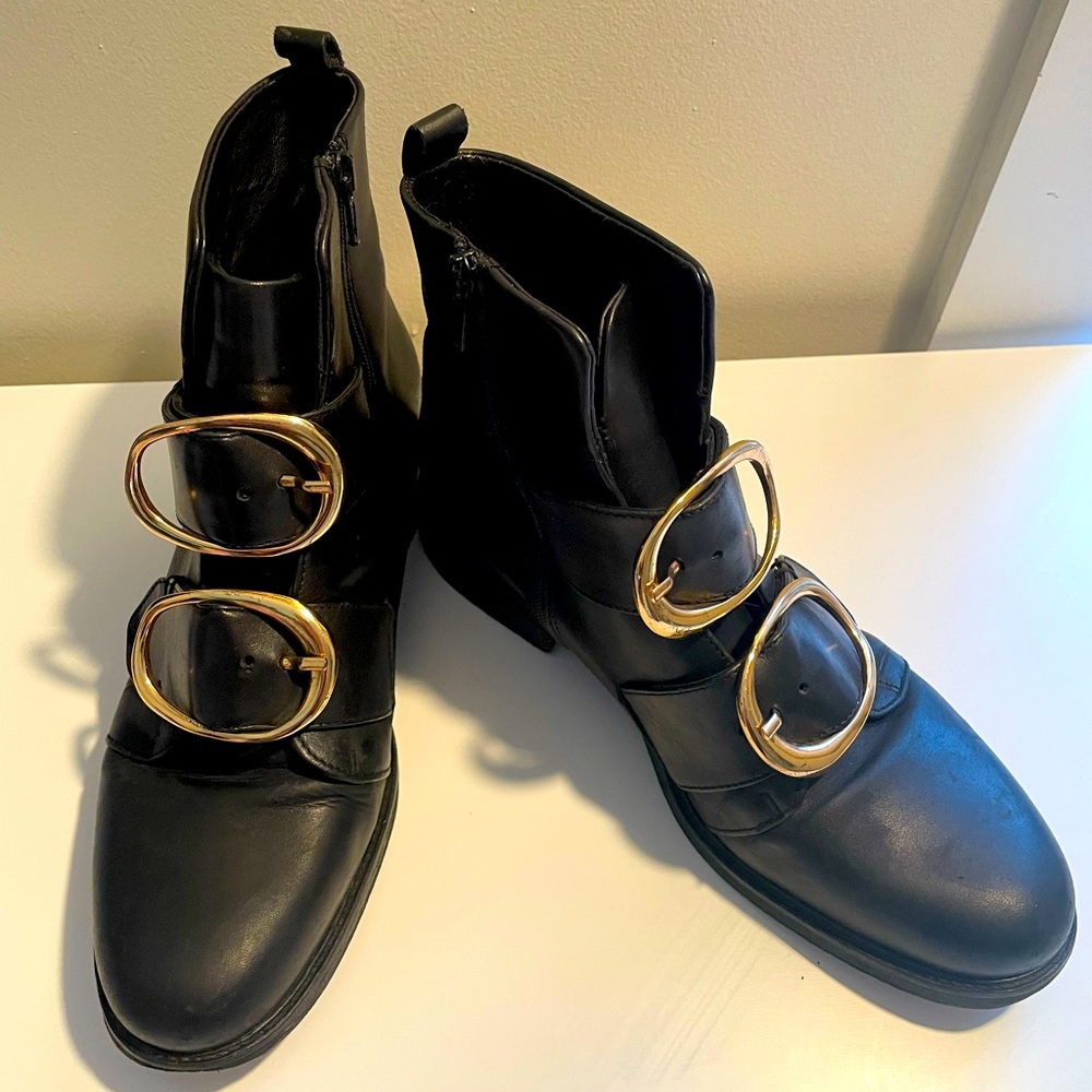 Maje Leather Ankle Boots ✨